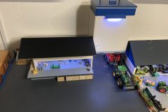 1_Siku-Control-32-Bauernhof-Diorama-Agrarmarkt-mit-Geblaese-Hochsilo