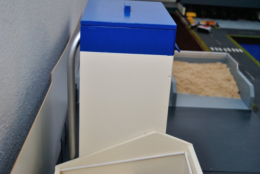 Siku Bauernhof - Hochsilo mit Gebläse neues Rohr