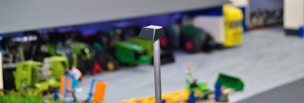 Max-Agrar Strassenlaterne lackiert für Siku Bauernhof Modellbau 1:32