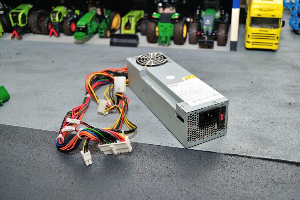 Schaltpult 160W Stromversorgung für unser Siku Control 32 Bauernhof