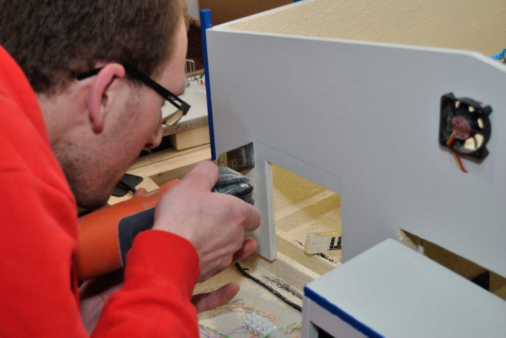 Siku Bauernhof Lagerhalle Tore verbreitern